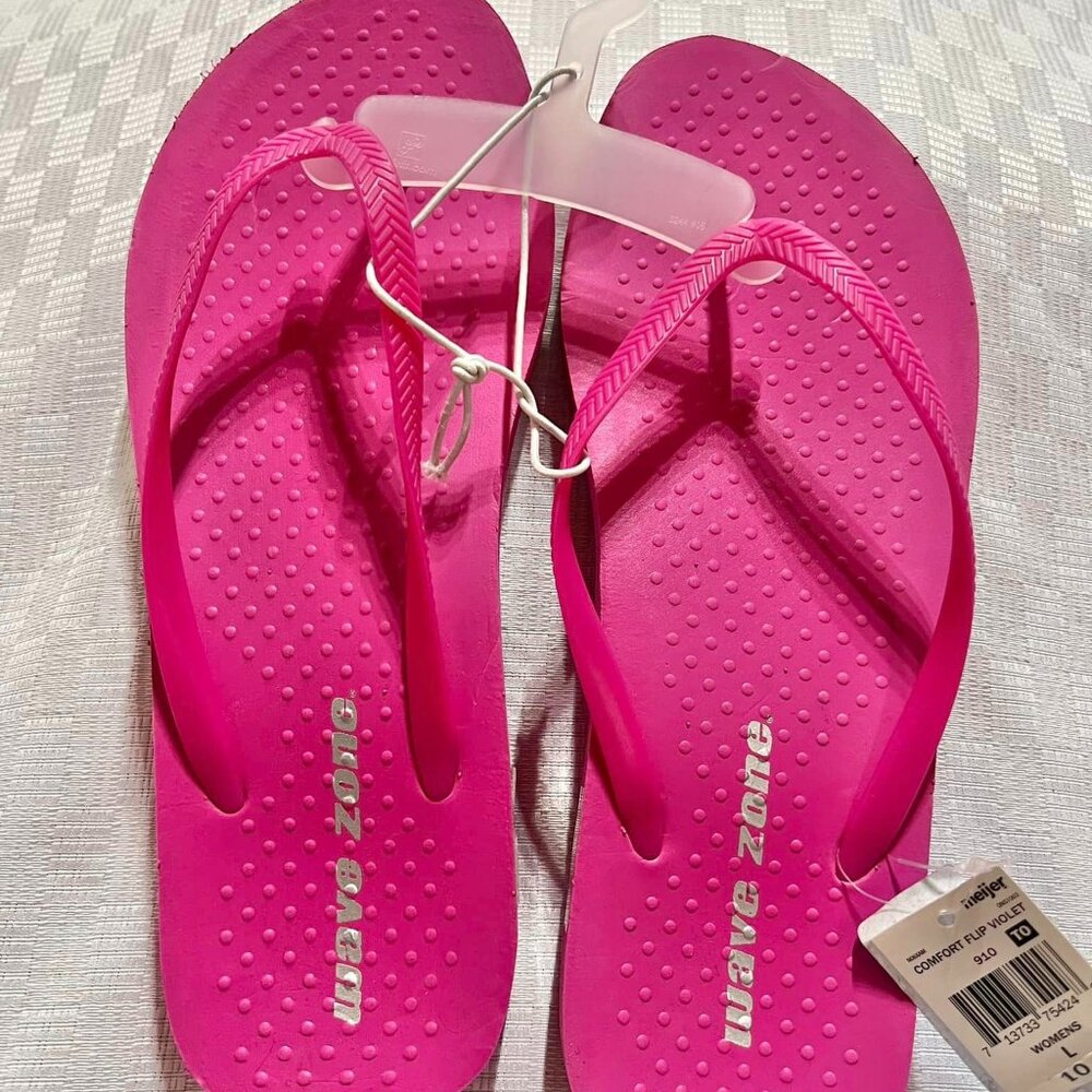 NWT Size Large (9/10) and 1 Pair Size 11 Lot of 2 Pink Flip Flops